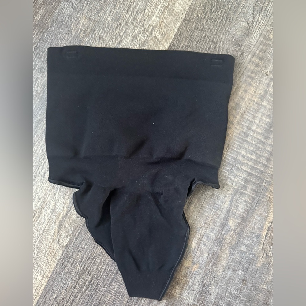 SKIMS‎ SEAMLESS SCULPT MID WAIST THONG shaper Shapewear Black small